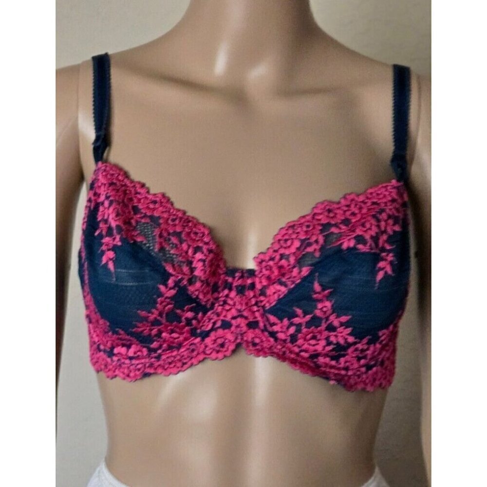 Wacoal Embrace Lace Underwire Back Closure 65191 Lace Embroidered bra Size 34D
